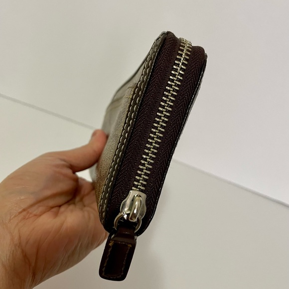 🌸COACH long wallet🌸 - Picture 6 of 15